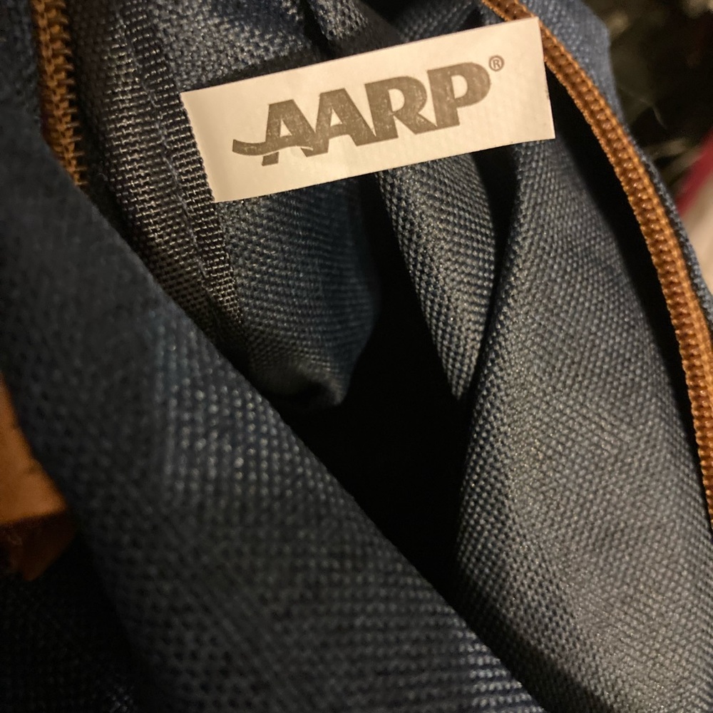 AARP Handbag - Picture 4 of 5